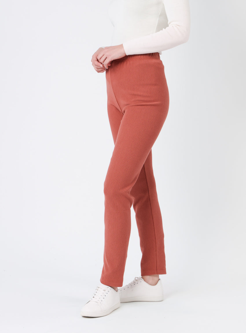 Pantalon femme en maille côtelée orange