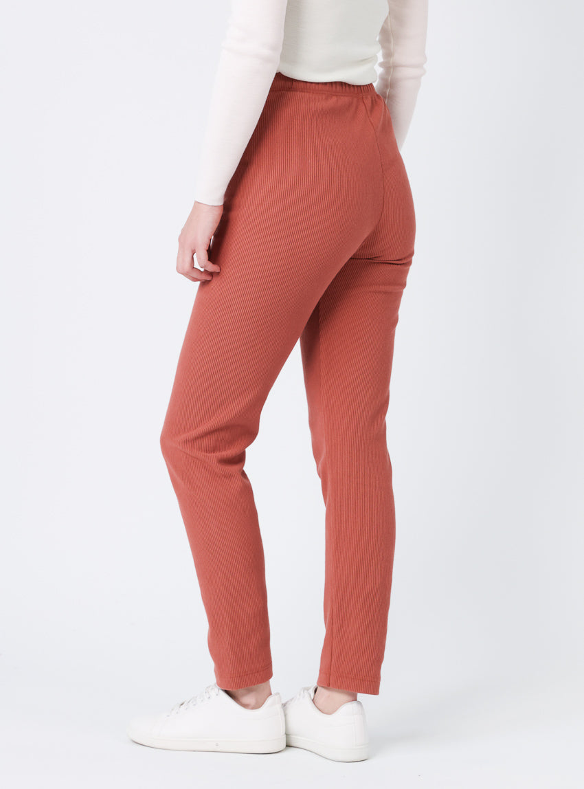 Pantalon femme en maille côtelée orange